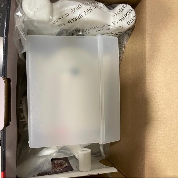 New unused Paderno World Cuisine 6-Blade Vegetable Slicer/Spiralizer - Picture 4 of 8